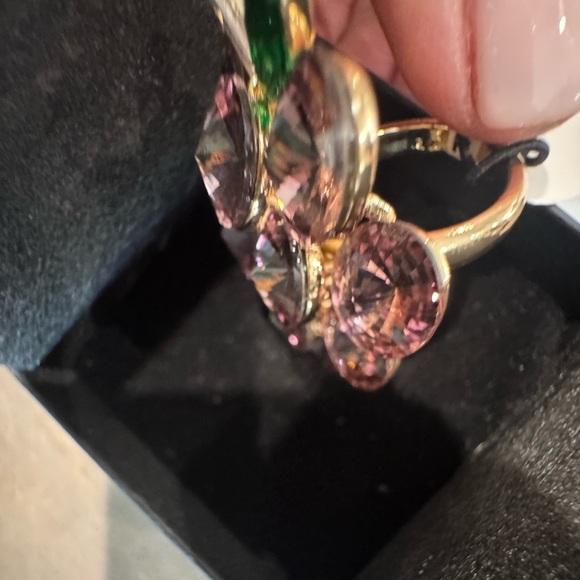 Elegant FUN & FABULOUS purple “grapes cluster” Ring🍇cubic zirconia/glass stones🍇 - Picture 6 of 7